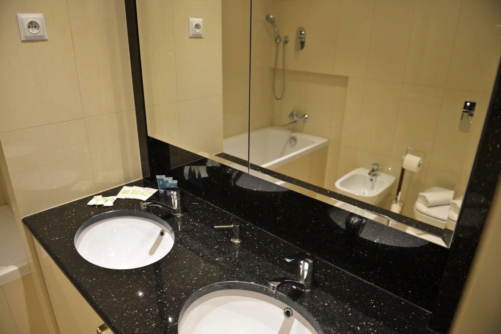 La Gioia Magic Orient Apartments Krakow Exterior photo